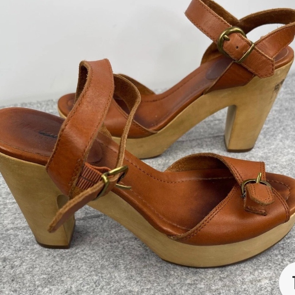 ISO - not for sale- Madewell Tan Platform Sandals with Wooden Sole